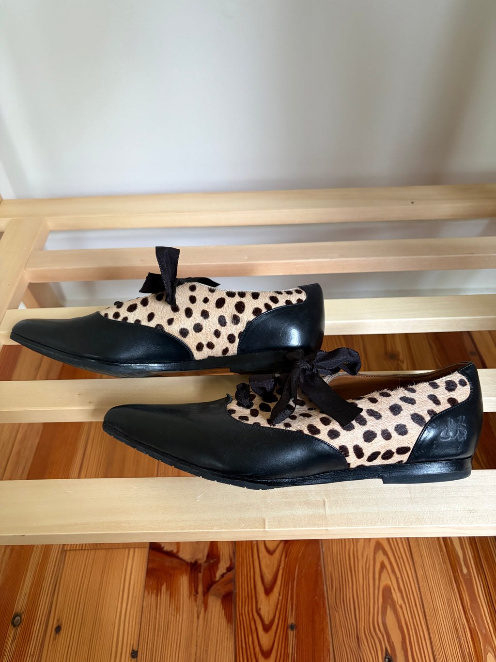John Fluevog | Size 6 | Notion Lace-up Flats