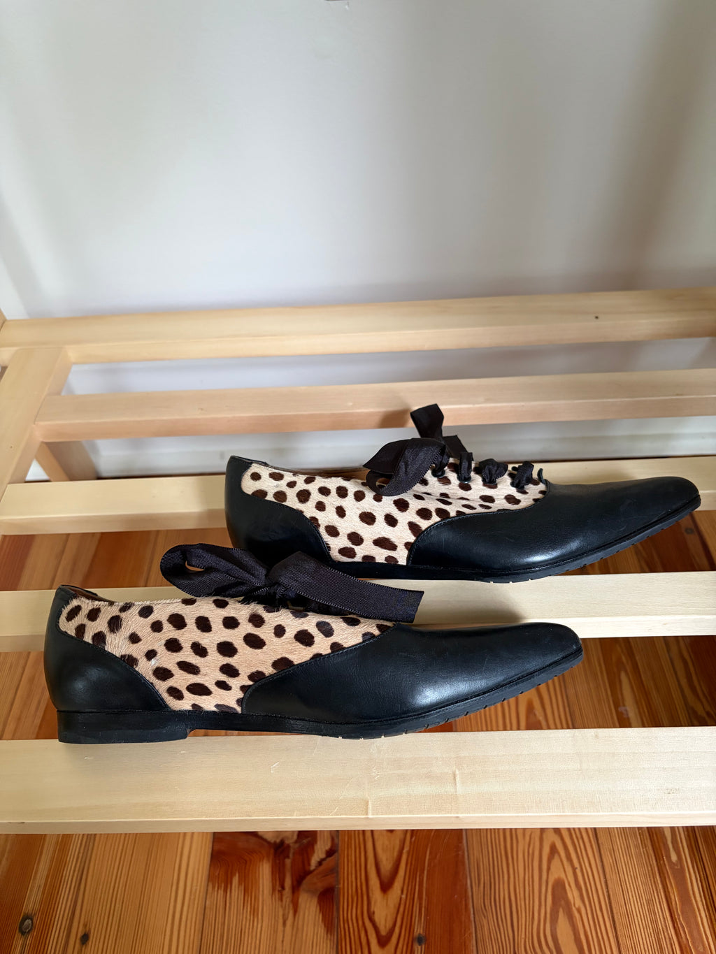 John Fluevog | Size 6 | Notion Lace-up Flats