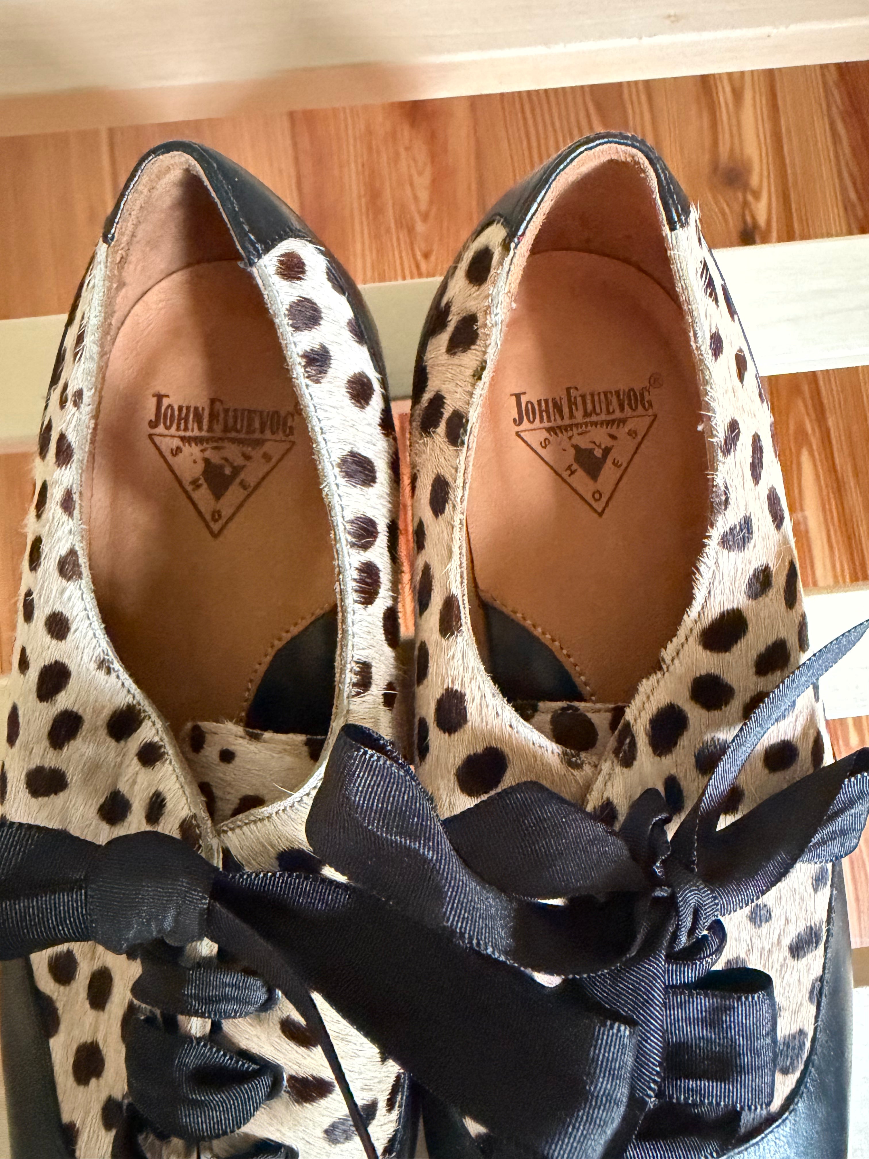 John Fluevog | Size 6 | Notion Lace-up Flats